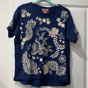 Johnny Was Navy/Cream Embroidery tunic size: medium